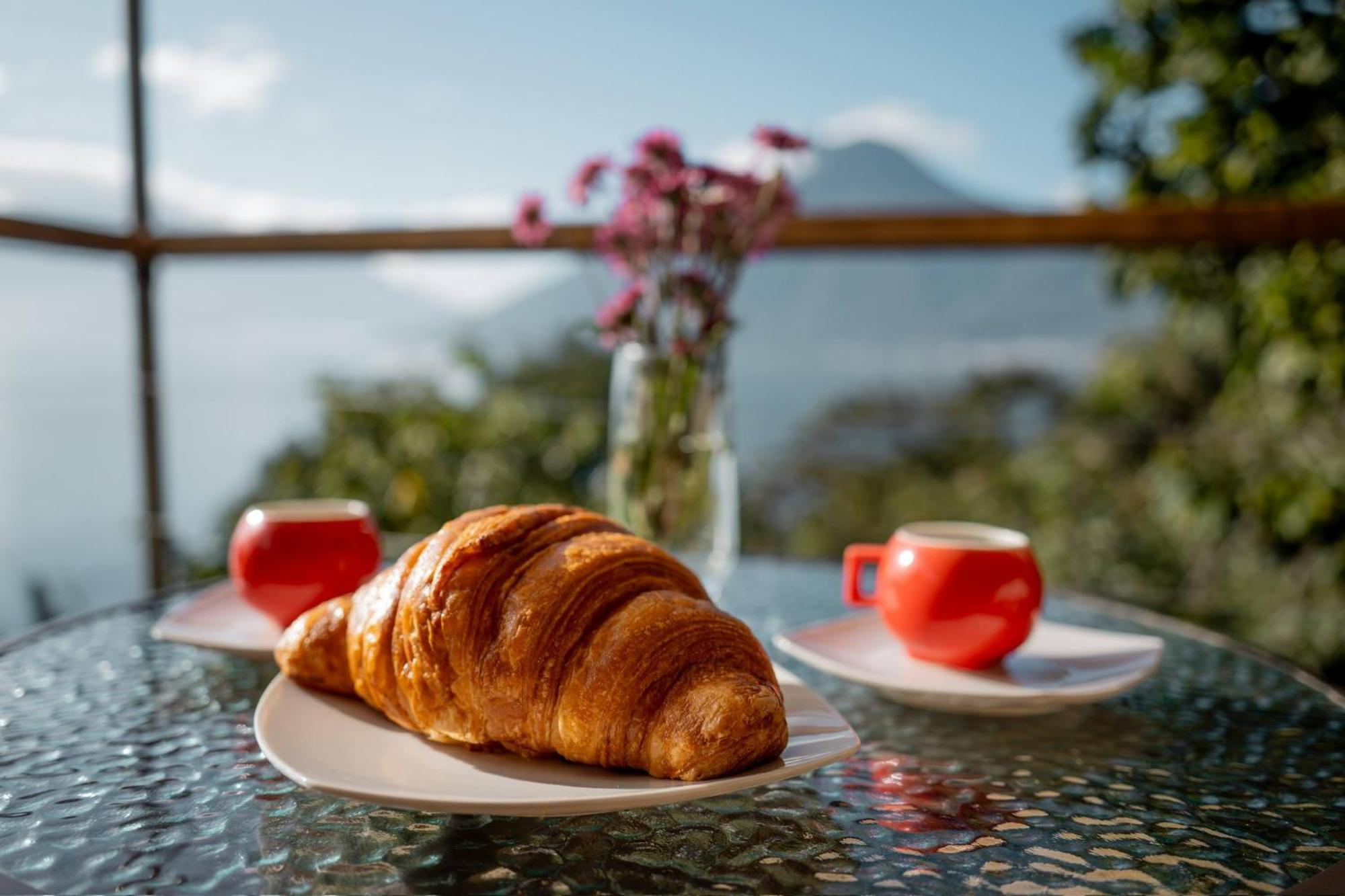 Fuego Atitlan Eco-Hotel Тікаль Екстер'єр фото